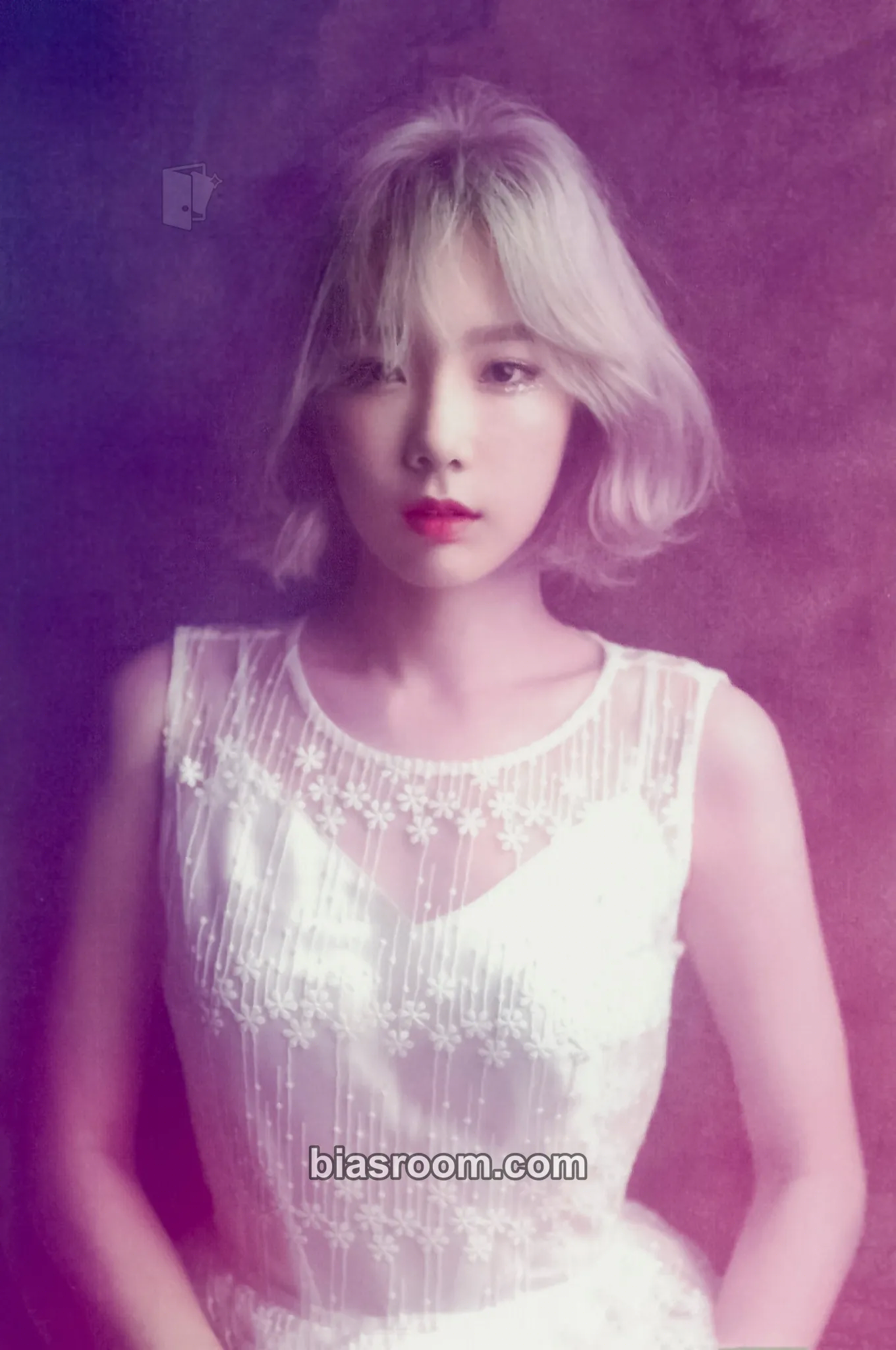 Taeyeon Taeyeon, Butterfly Kiss Photocard - Taeyeon K-pop photocard