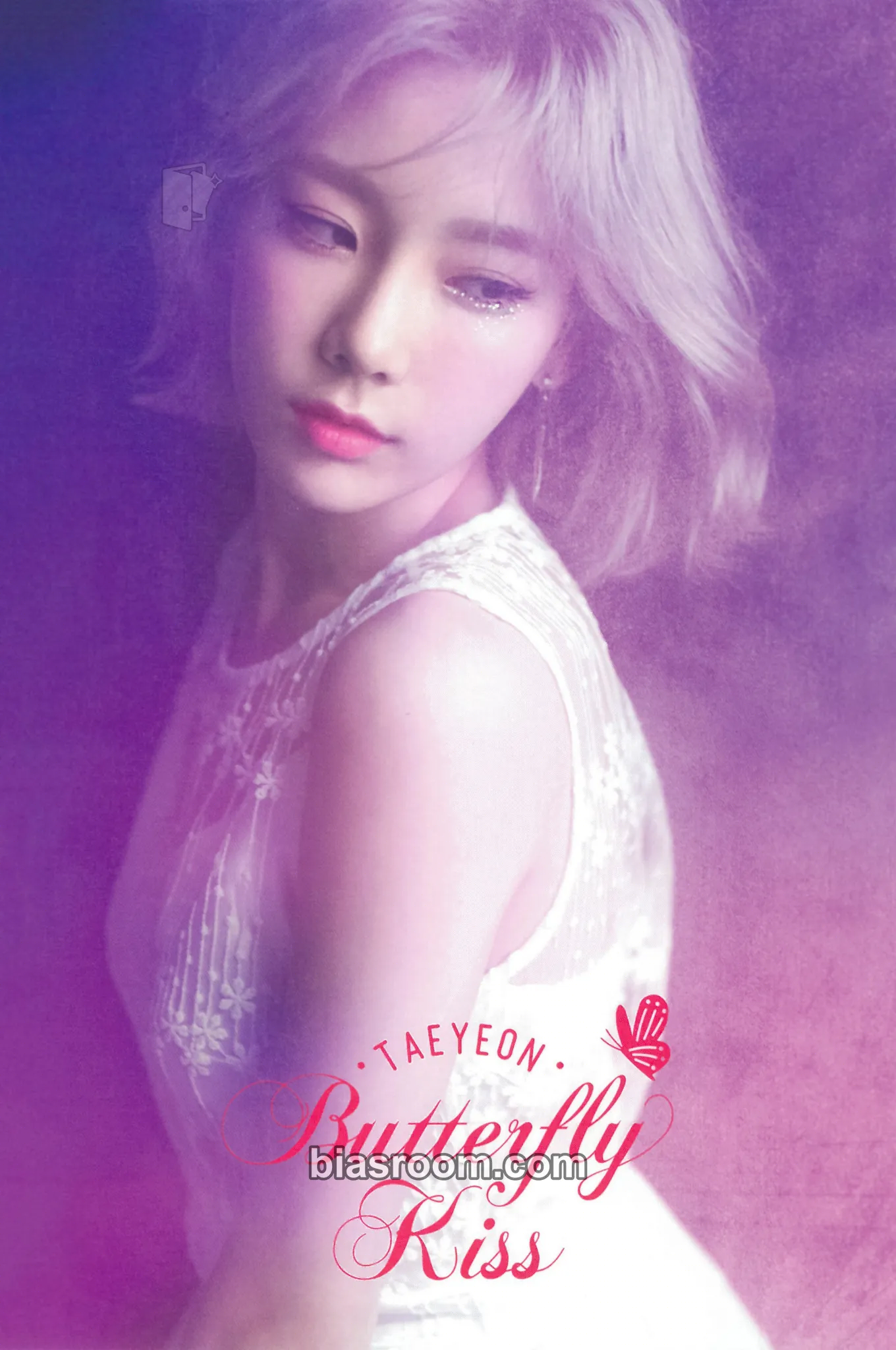 Taeyeon Taeyeon, Butterfly Kiss Photocard - Taeyeon K-pop photocard