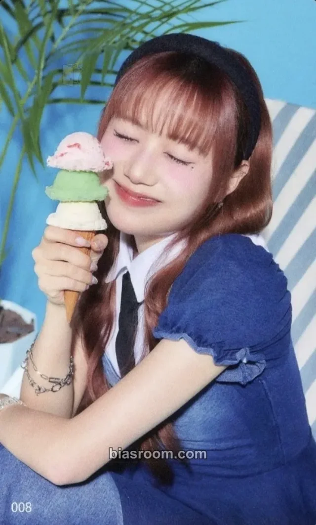 ME:I - Keiko - 2024 ME:ICONIC Hi-SUMMER Event trading card