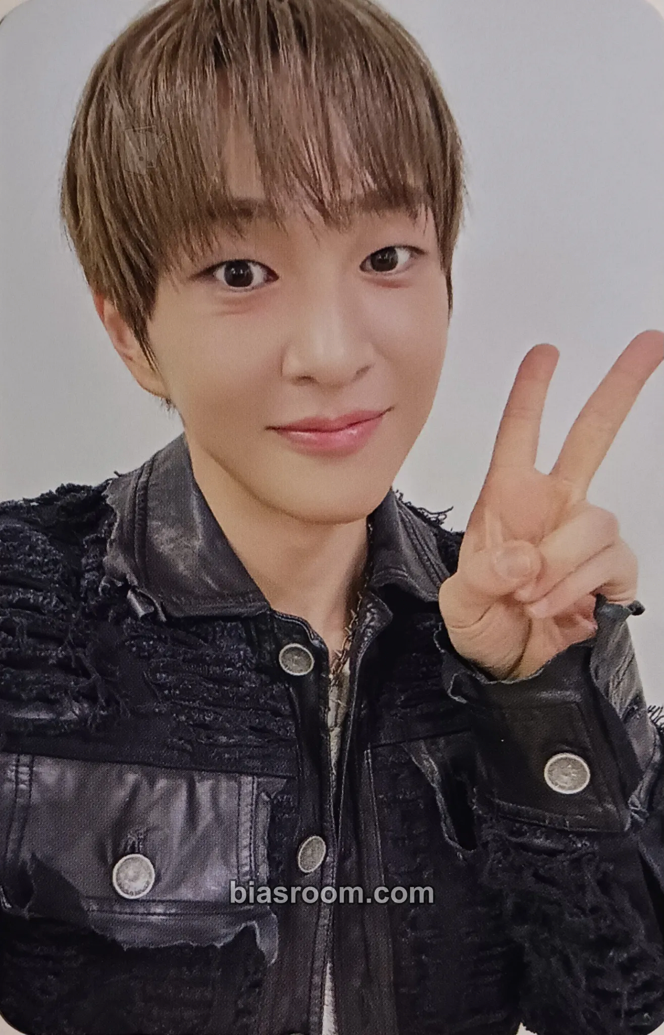 Onew Tough Love Photocard - SHINee - SHINee K-pop photocard