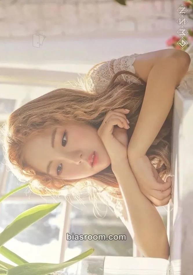 Seokyoung THE PARK IN THE NIGHT part two Photocard - GWSN - GWSN K-pop photocard