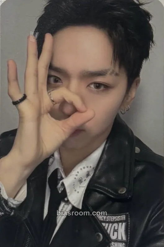 Hyunjun POP IT LIKE Photocard - NouerA - NouerA K-pop photocard