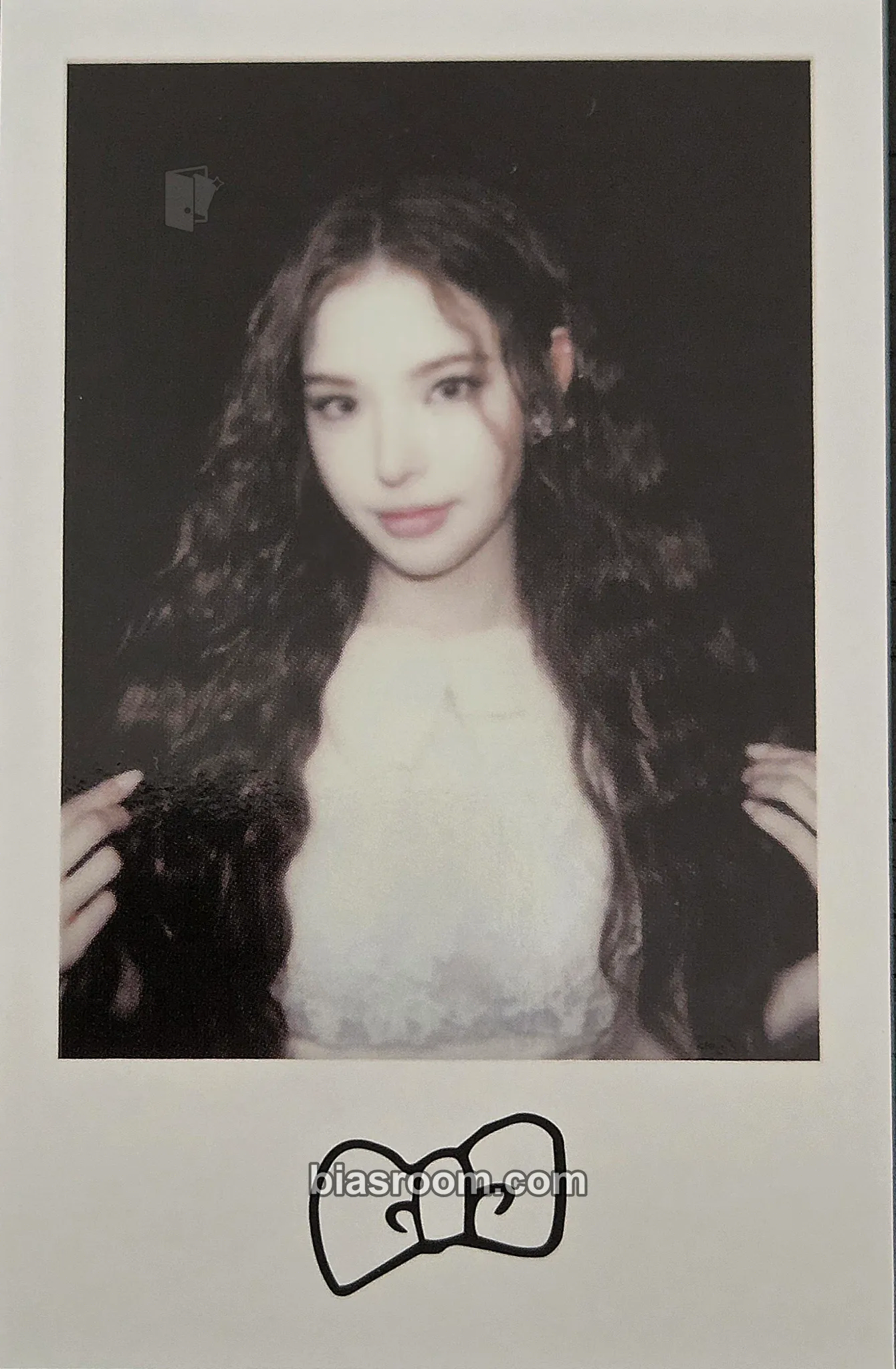 Mai Set The Tempo Photocard - izna - izna K-pop photocard