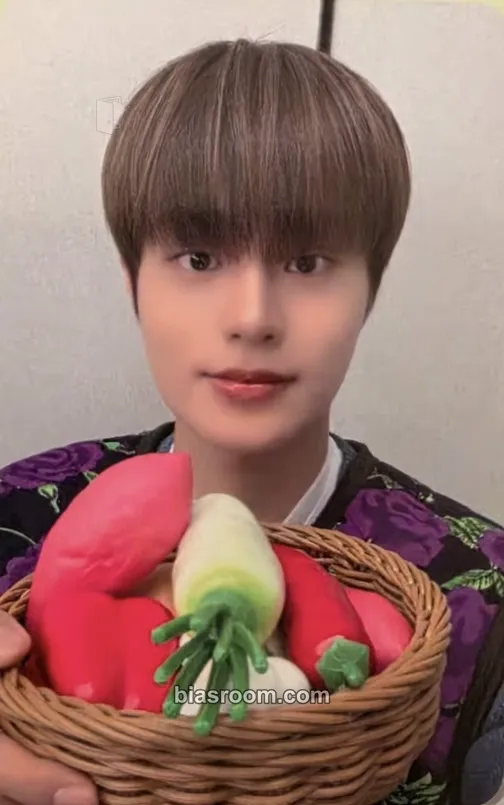 Daehwi SEVEN : CRIMSON HORIZON Photocard - AB6IX - AB6IX K-pop photocard