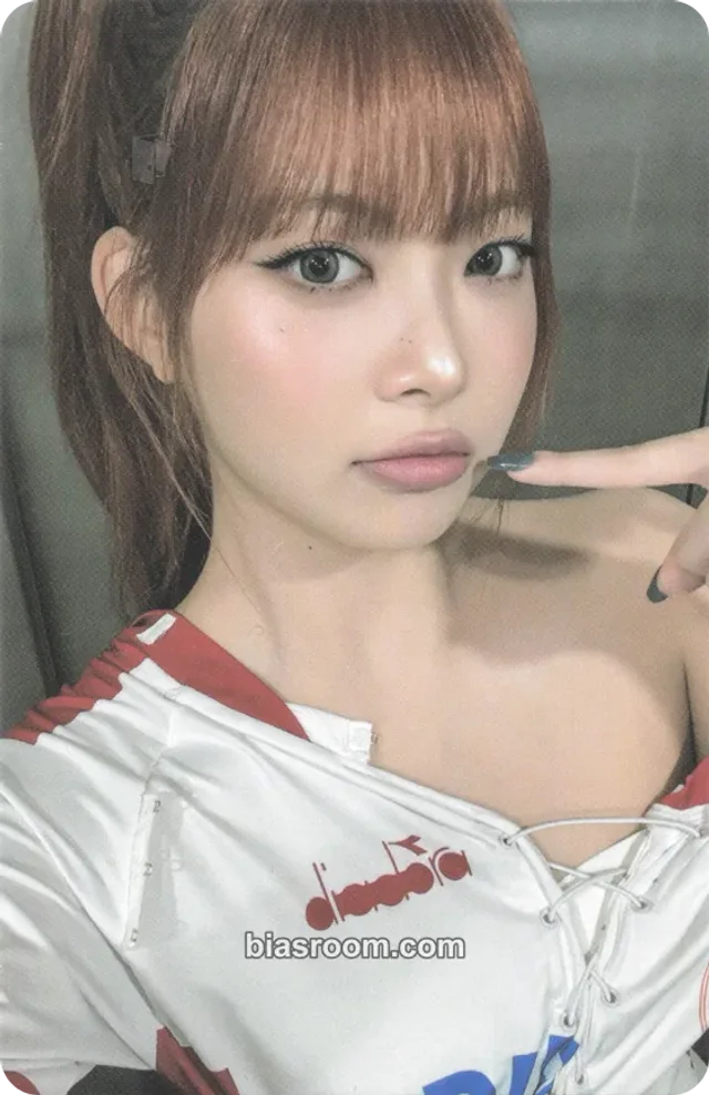 Hong Eunchae LE SSERAFIM ICONIC BY MISTAKE K-pop photocard