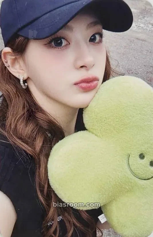 Seeun S Photocard - STAYC - STAYC K-pop photocard