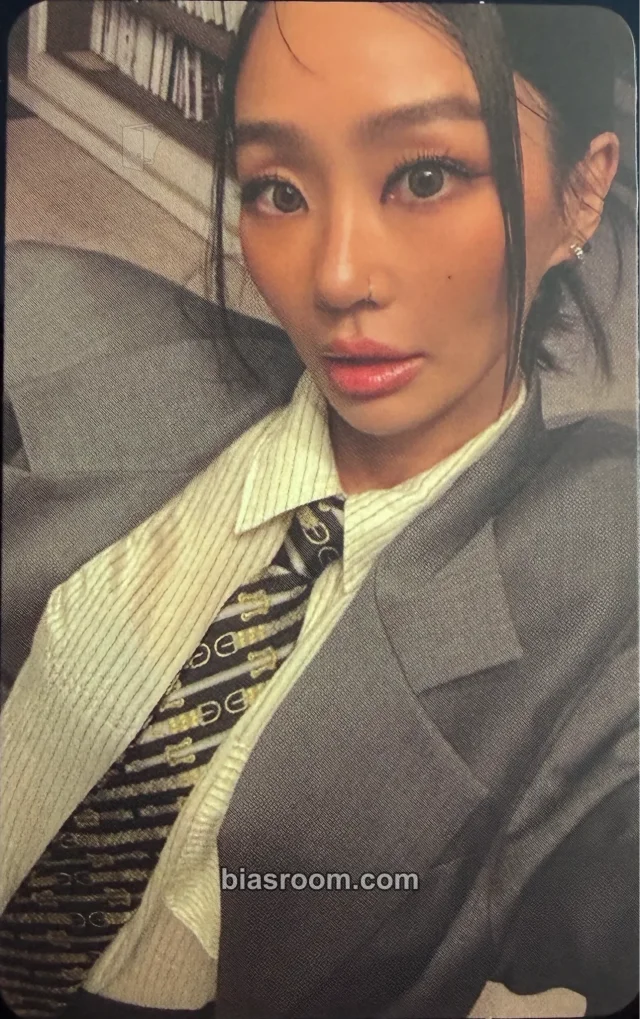 SISTAR - Hyolyn - Hyolyn Europe Tour 2025 Event merch photocard concert exclusive