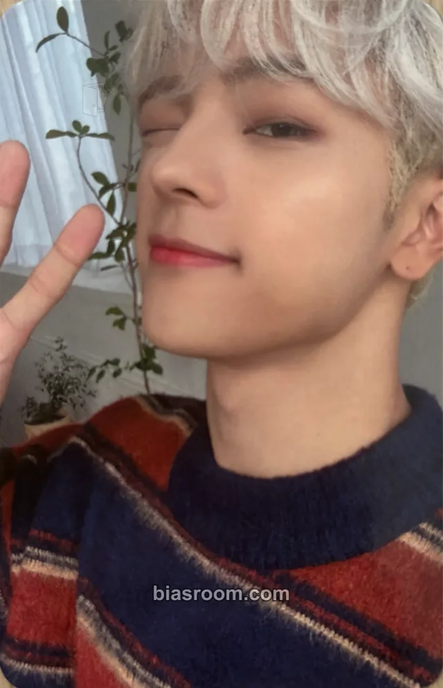 Kim Woojin - Woojin - The Moment: 未成年, A Minor Album video call (fancall) everline round 9