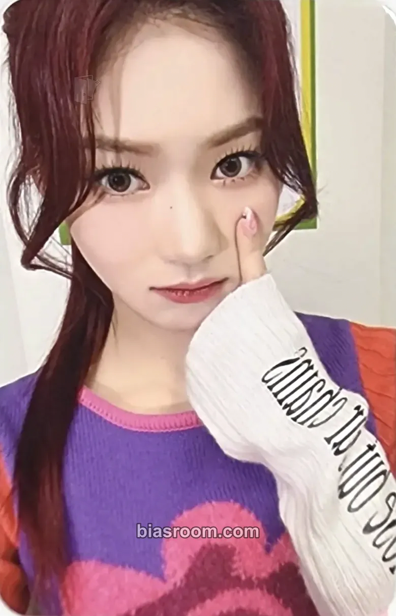 Isa Teddy Bear Photocard - STAYC - STAYC K-pop photocard