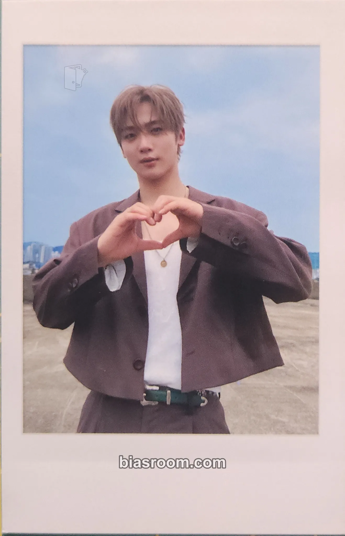 Yohan Wonderland Photocard - WEi - WEi K-pop photocard