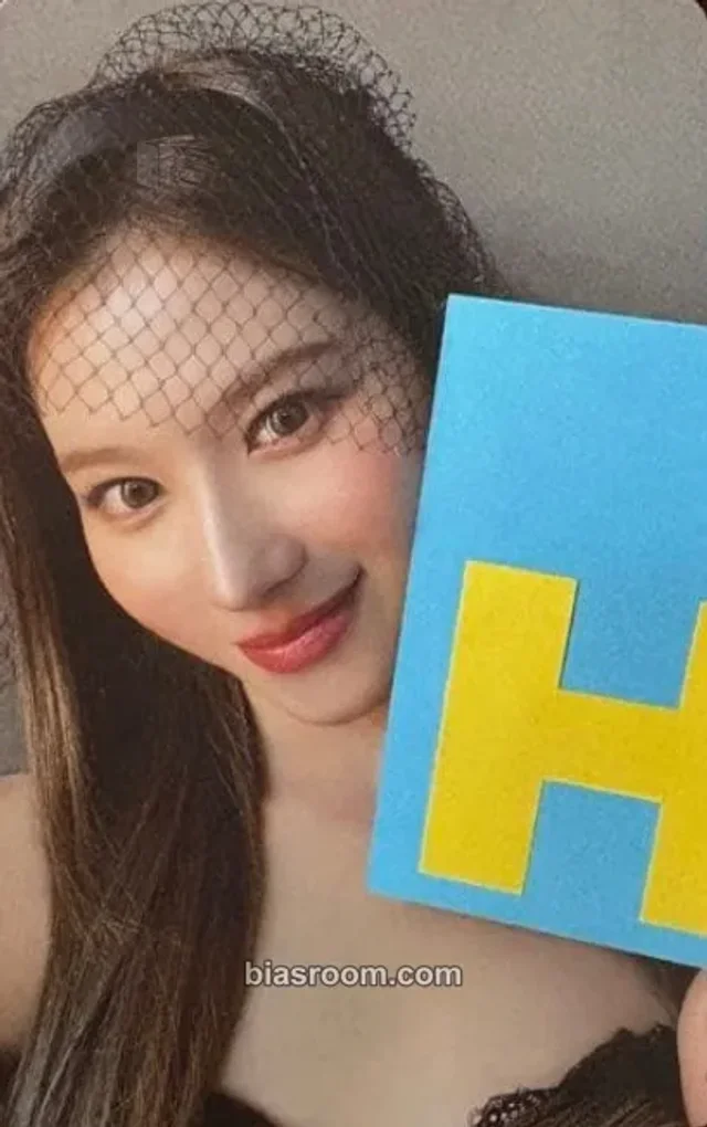 TWICE - Sana - ONCE UPON A TIME Other photobook inclusion random photocard