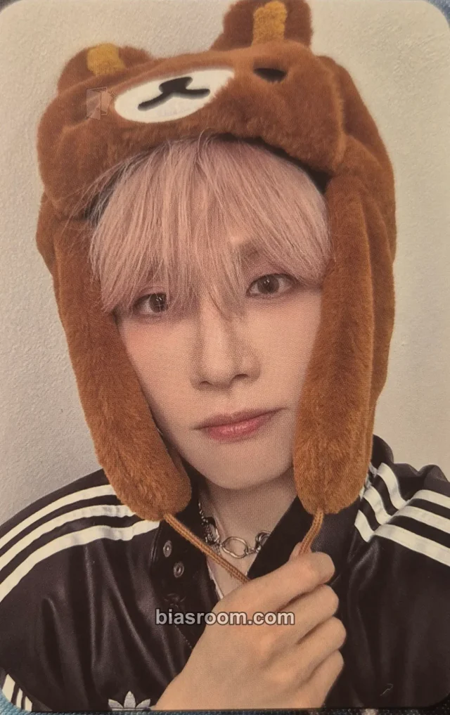 AB6IX - Woong - BORN LIKE THIS Album pob (pre-order benefit) jump up