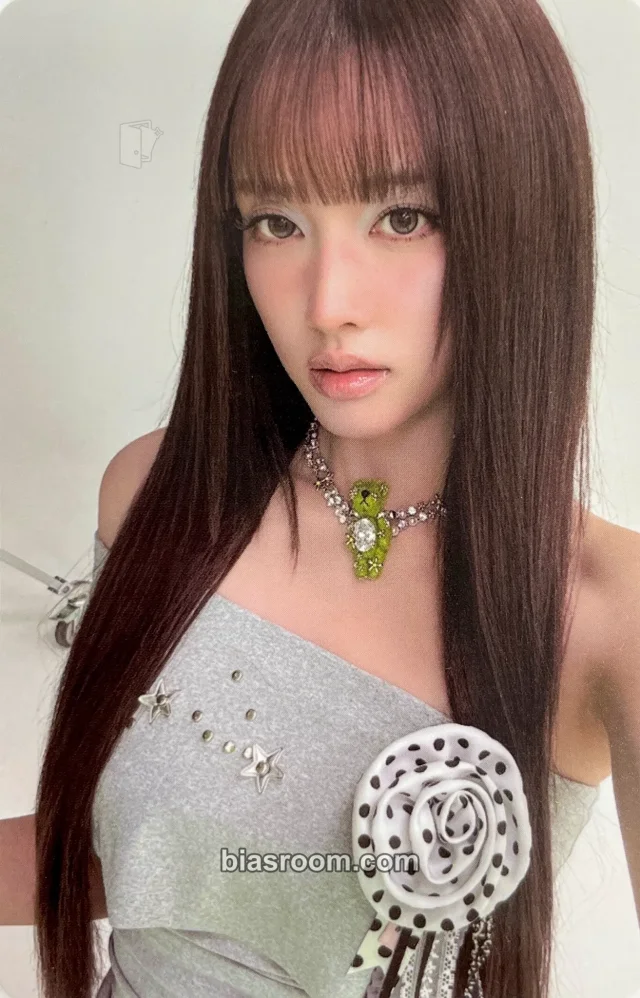 STAYC - Yoon - 2:LOVE Album album photocard player profile version