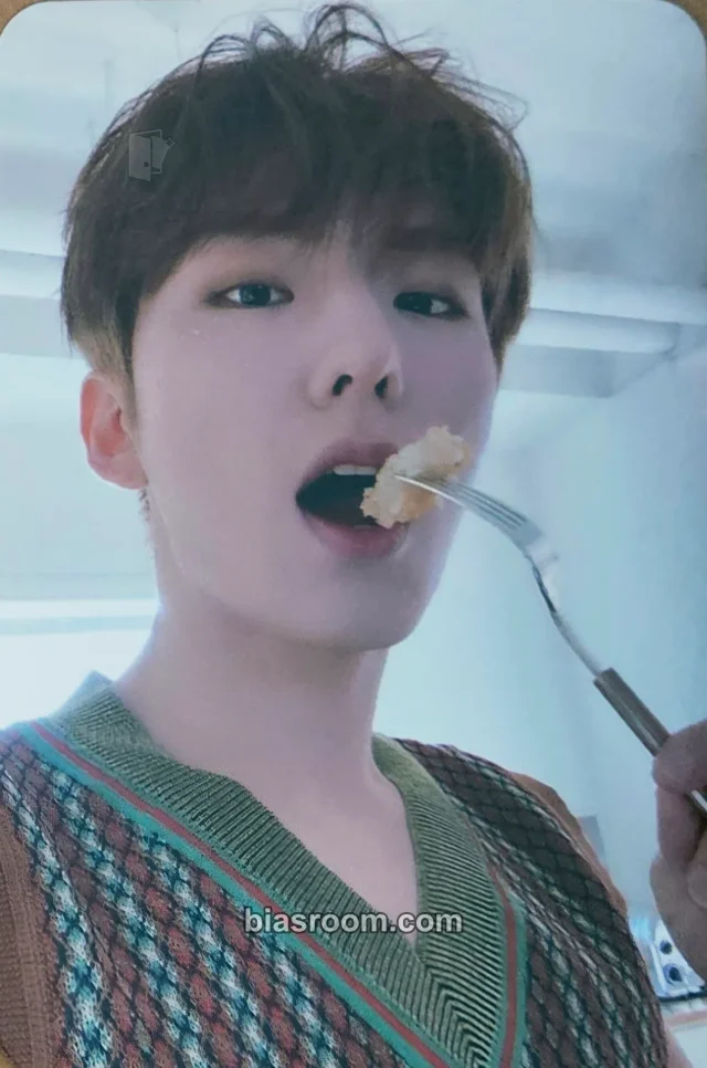 MONSTA X - Kihyun - Voyager Album naver shopping live