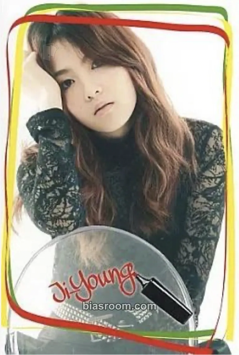 Jiyoung Bromide collection Photocard - KARA - KARA K-pop photocard