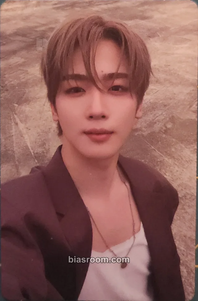 WEi - Yohan - Wonderland Album album photocard wonder version