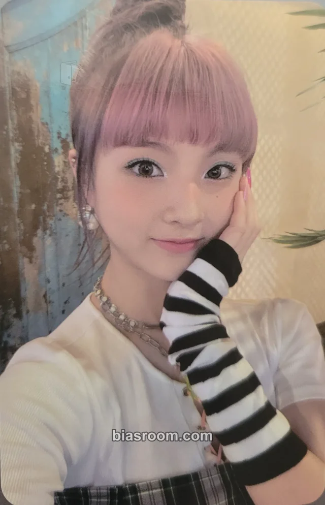 Hot Issue - Dain - Icons Album album photocard