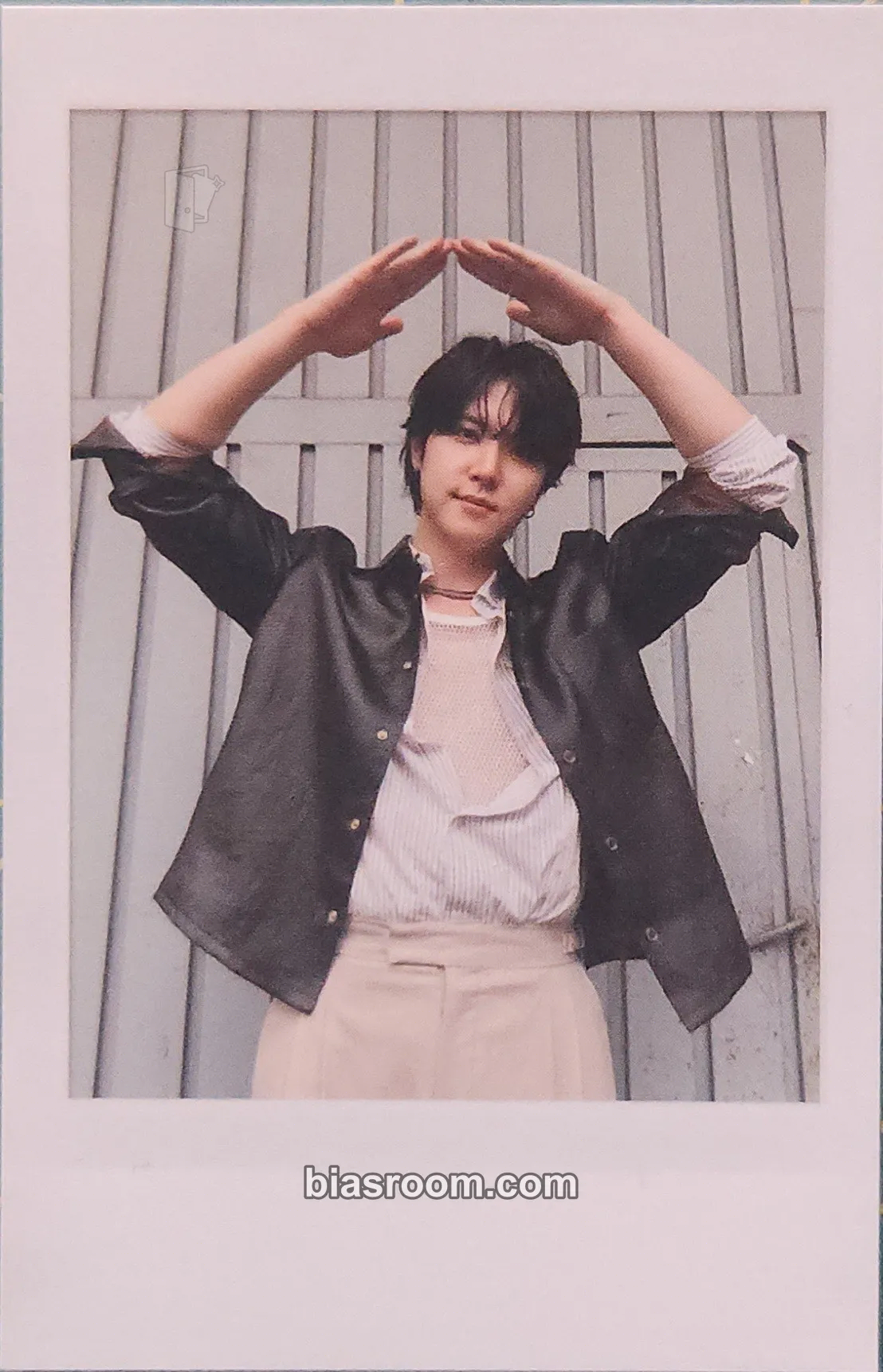 Donghan Wonderland Photocard - WEi - WEi K-pop photocard