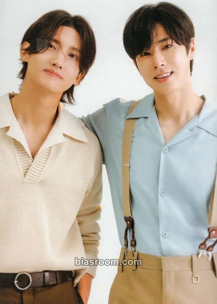 2023 Season's Greetings Photocard - TVXQ - TVXQ K-pop photocard