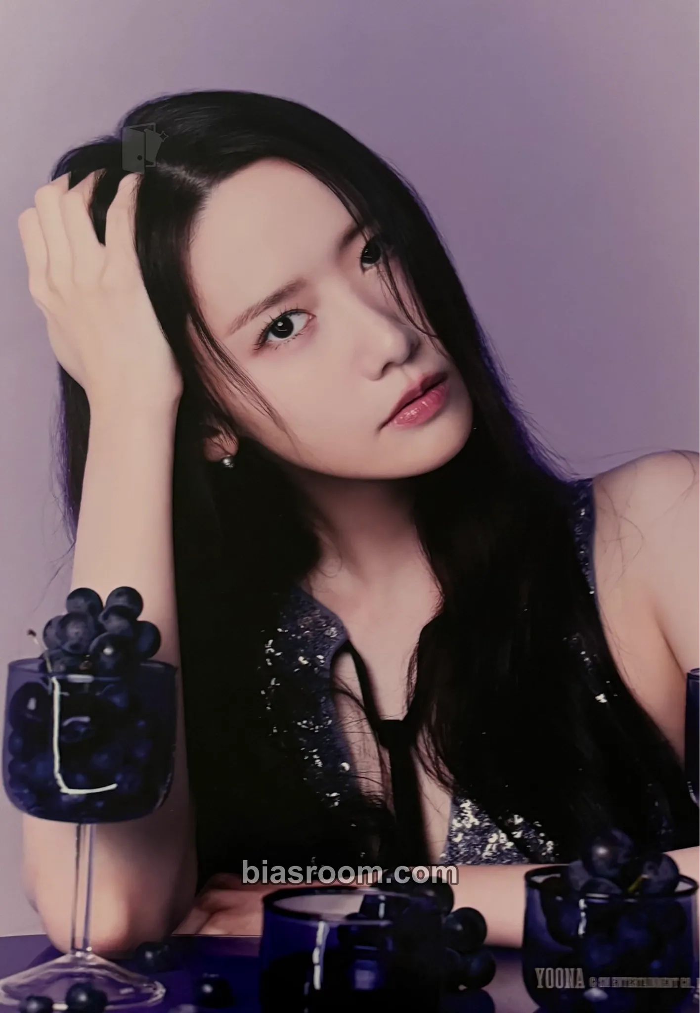 Yoona Season's Greetings 2025 Photocard - Girls' Generation - Girls' Generation K-pop photocard