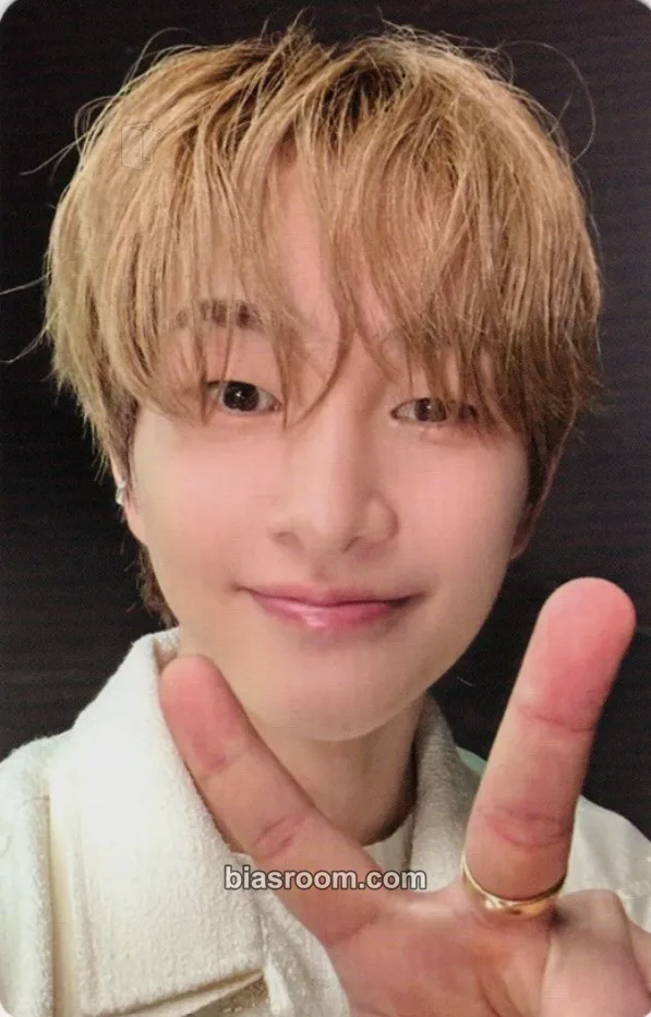 Onew Atmos - The 6th Mini Album Photocard - SHINee - SHINee K-pop photocard