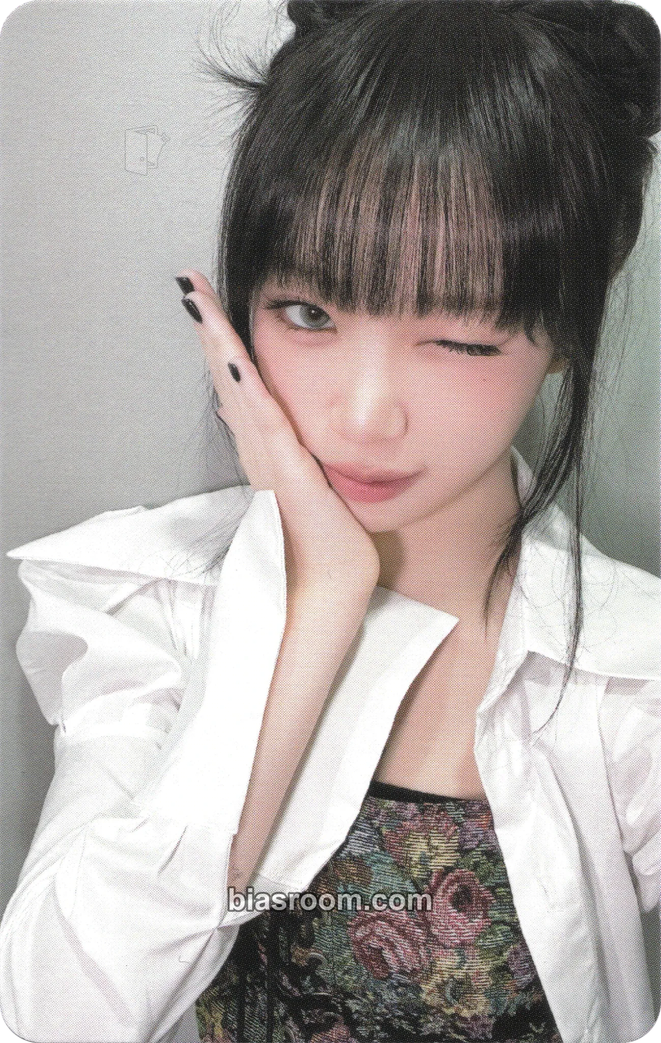 Kim Chaewon PUREFLOW pt.1 Photocard - LE SSERAFIM - LE SSERAFIM K-pop photocard