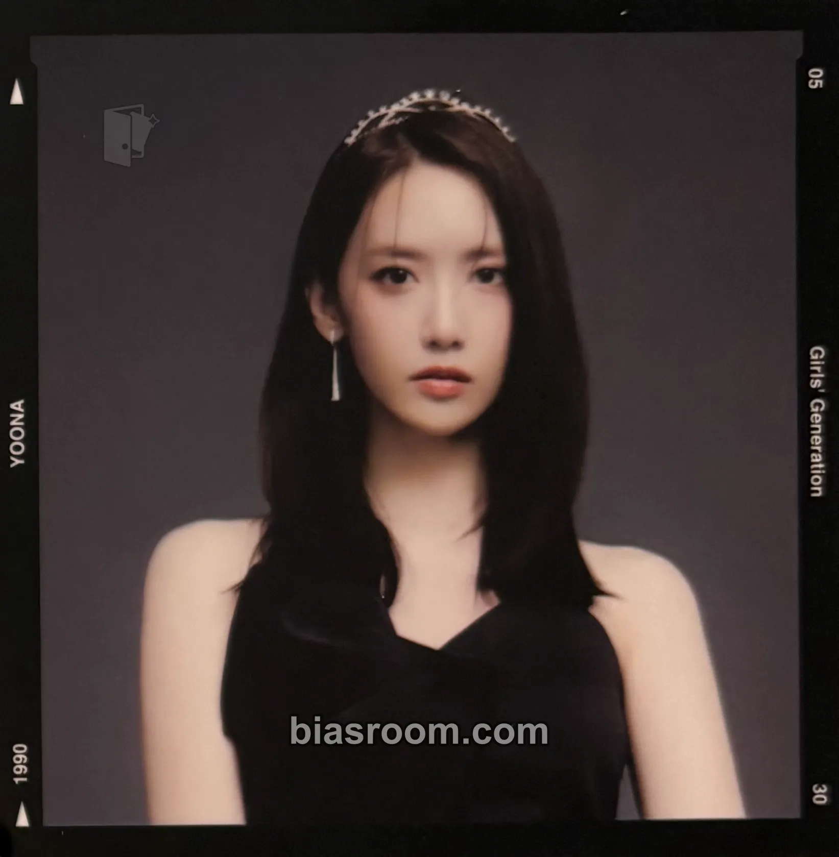 Yoona Season's Greetings 2024 Photocard - Girls' Generation - Girls' Generation K-pop photocard
