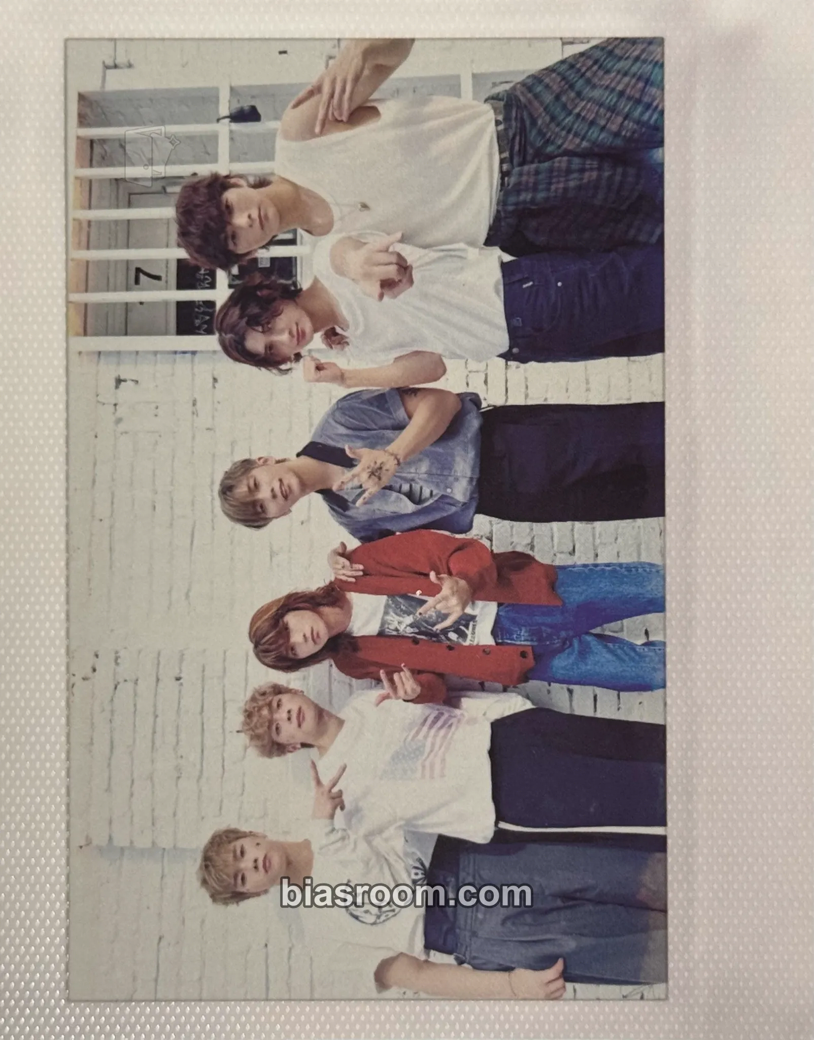 Live and Fall Photocard - Xdinary Heroes - Xdinary Heroes K-pop photocard