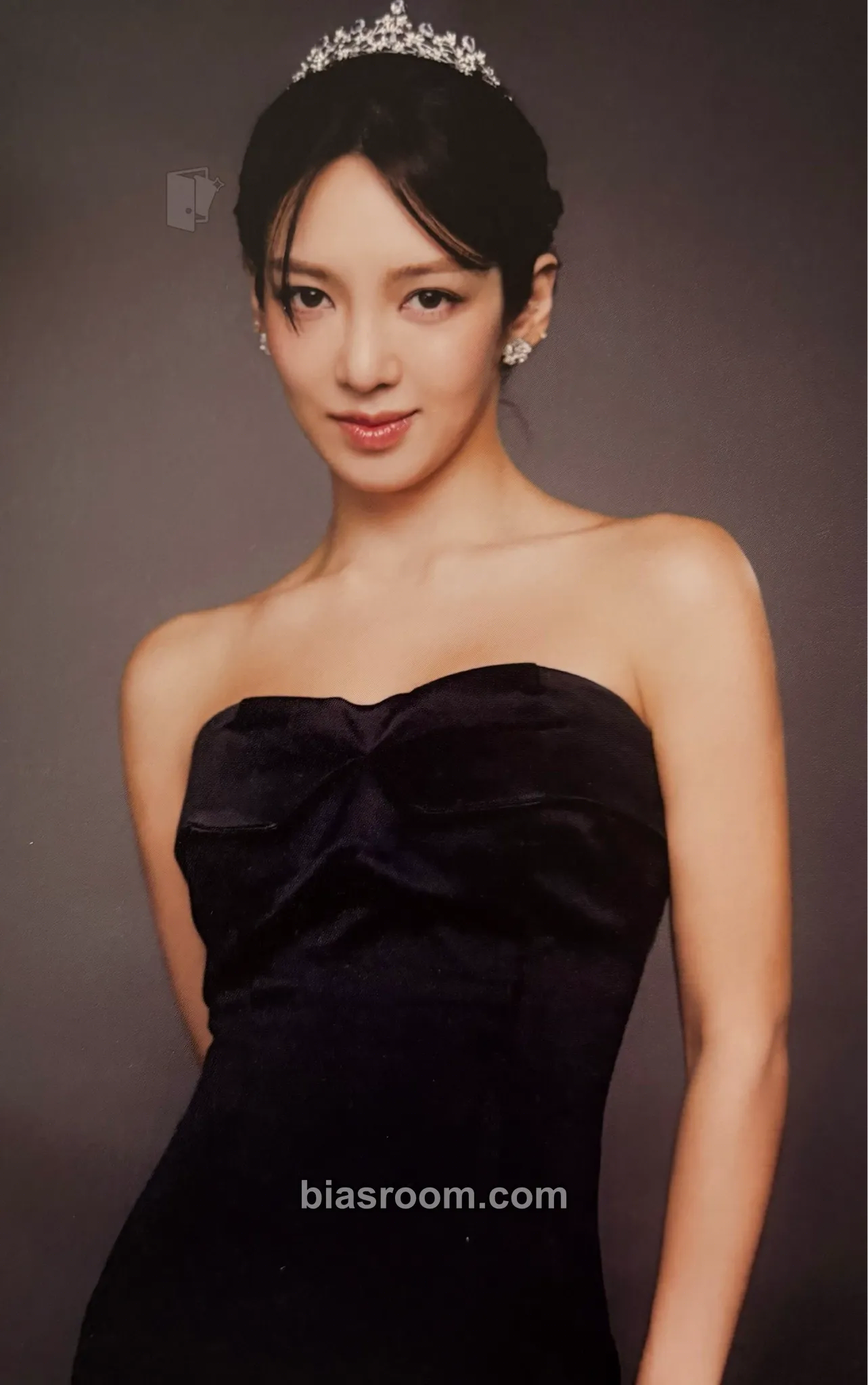 Hyoyeon Season's Greetings 2024 Photocard - Girls' Generation - Girls' Generation K-pop photocard