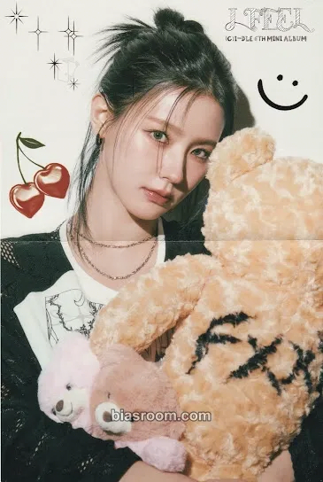 Miyeon I Feel Photocard - i-dle - i-dle K-pop photocard