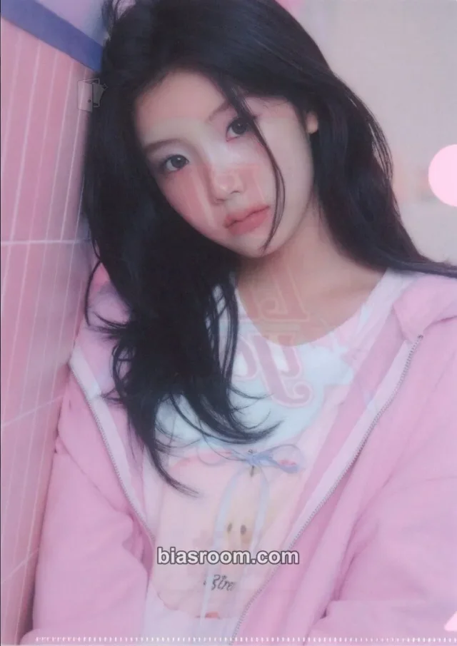 ILLIT - Wonhee - I'LL LIKE YOU Album gachapon bandai clear file