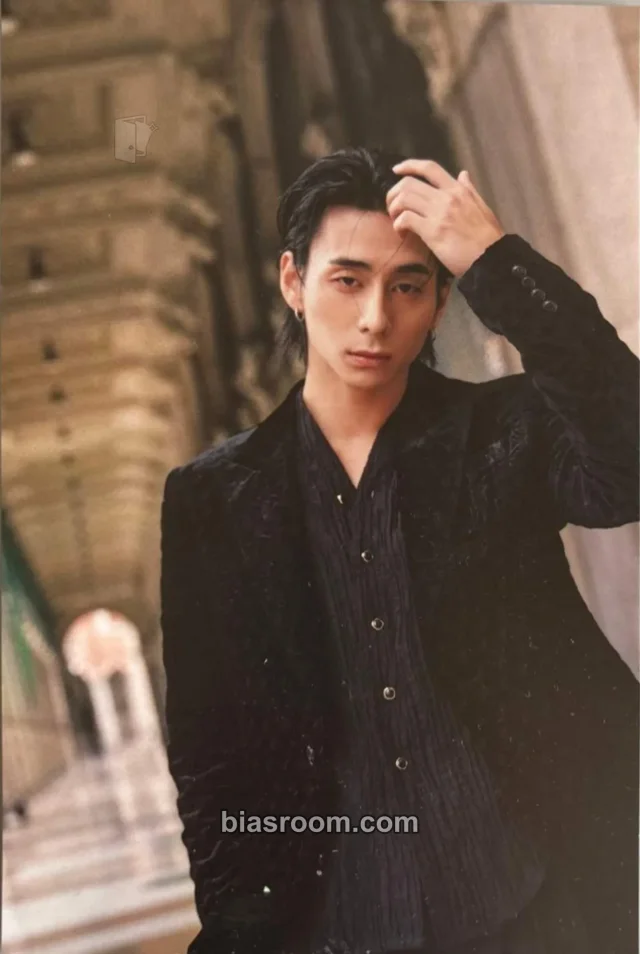 INI - Hiroto - Viva la vita Other postcard photobook inclusion