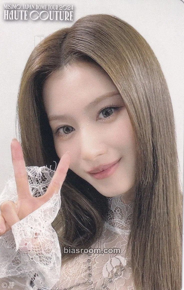 Sana MISAMO Japan Dome Tour 2024 ‘HAUTE COUTURE’ Photocard - TWICE - TWICE K-pop photocard