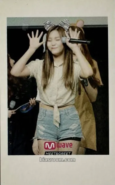 Umji PARALLEL Photocard - GFRIEND - GFRIEND K-pop photocard