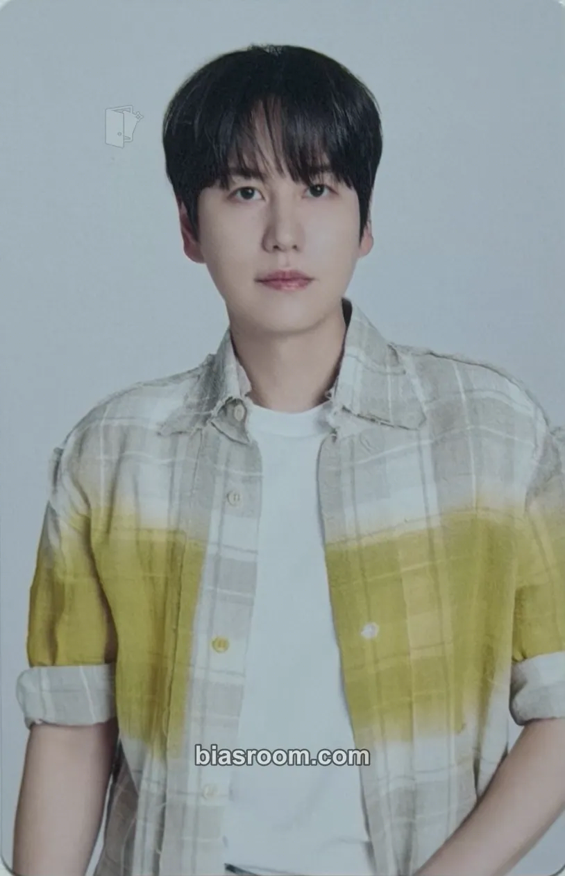 Kyuhyun SJ Market Photocard - SUPER JUNIOR - SUPER JUNIOR K-pop photocard