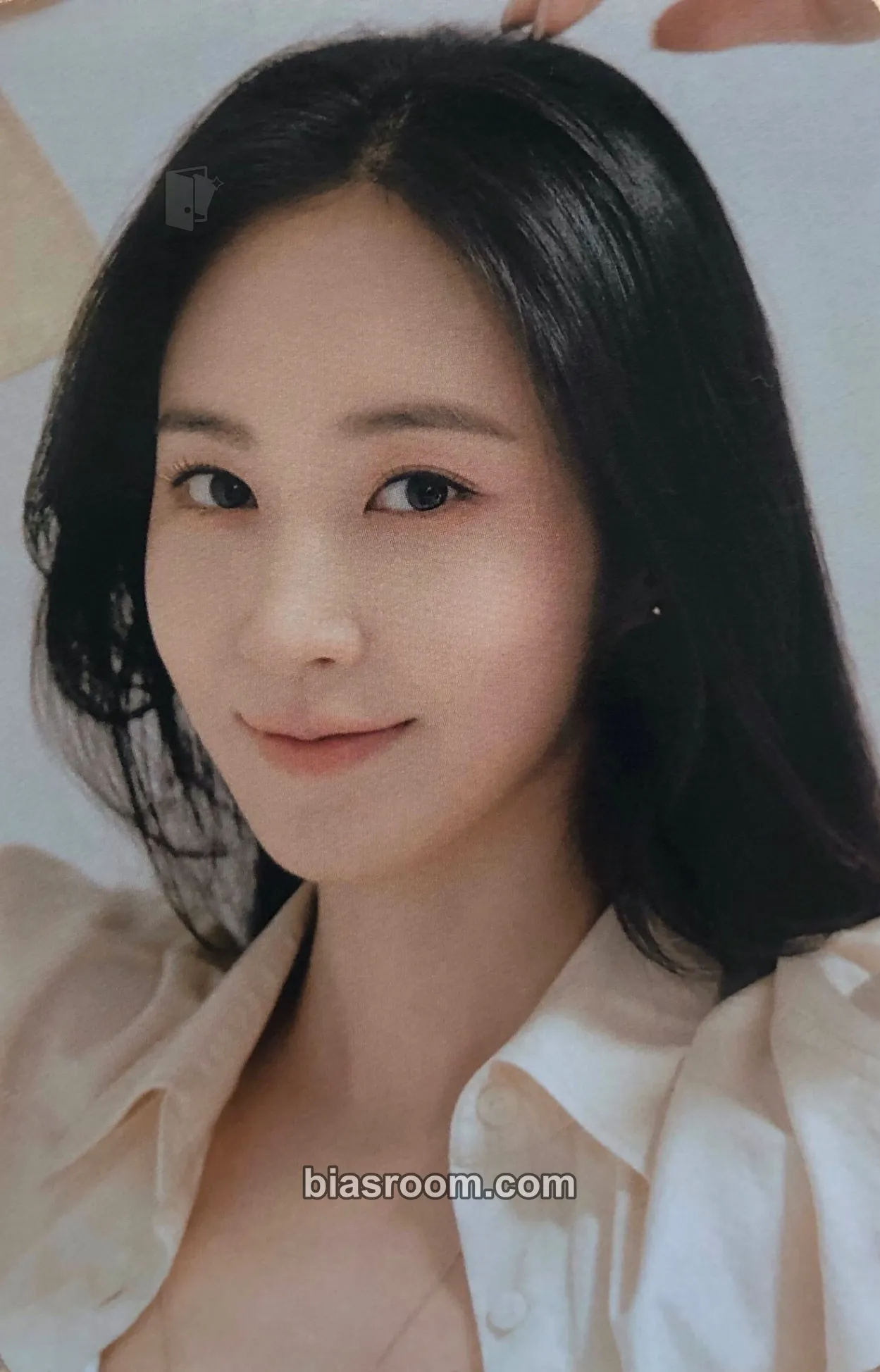 Yuri Girl's Generation-Oh!GG-2022 Season's Greetings Photocard - Girls' Generation - Girls' Generation K-pop photocard