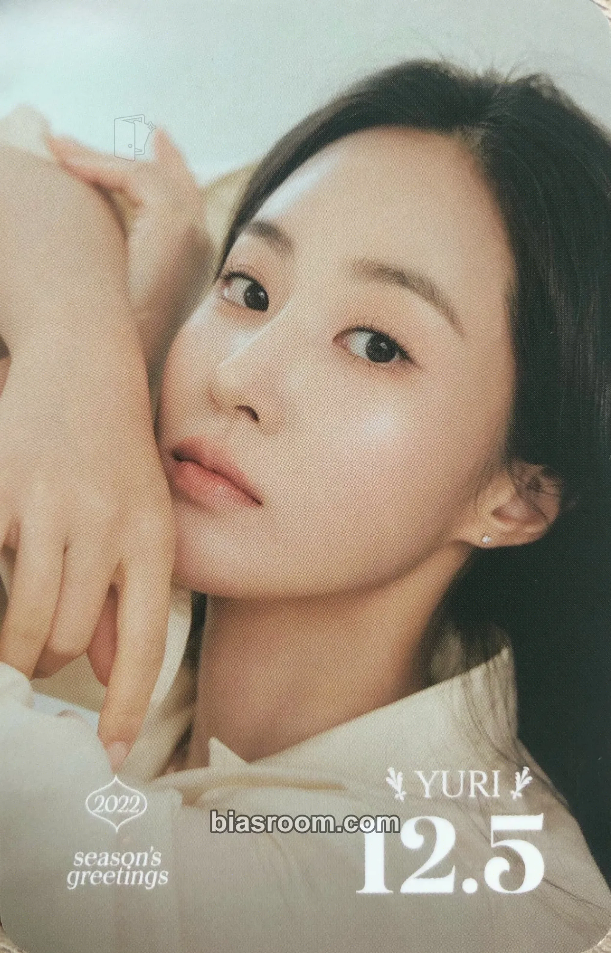 Yuri Girl's Generation-Oh!GG-2022 Season's Greetings Photocard - Girls' Generation - Girls' Generation K-pop photocard
