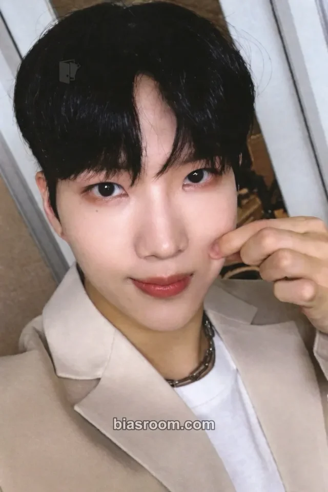 NTX - Changhun - Hold X Album pob (pre-order benefit) apple music fansign