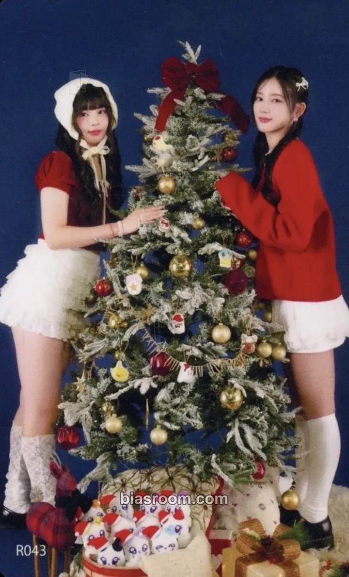 2024 ME:ICONIC Sweet Holiday Photocard - ME:I - ME:I K-pop photocard