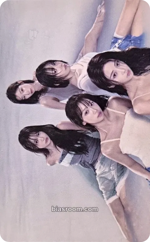 PUREFLOW pt.1 Photocard - LE SSERAFIM - LE SSERAFIM K-pop photocard