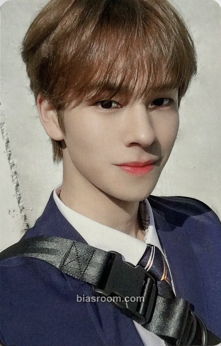 Serim 'League Of The Universe' Photobook Photocard - CRAVITY - CRAVITY K-pop photocard