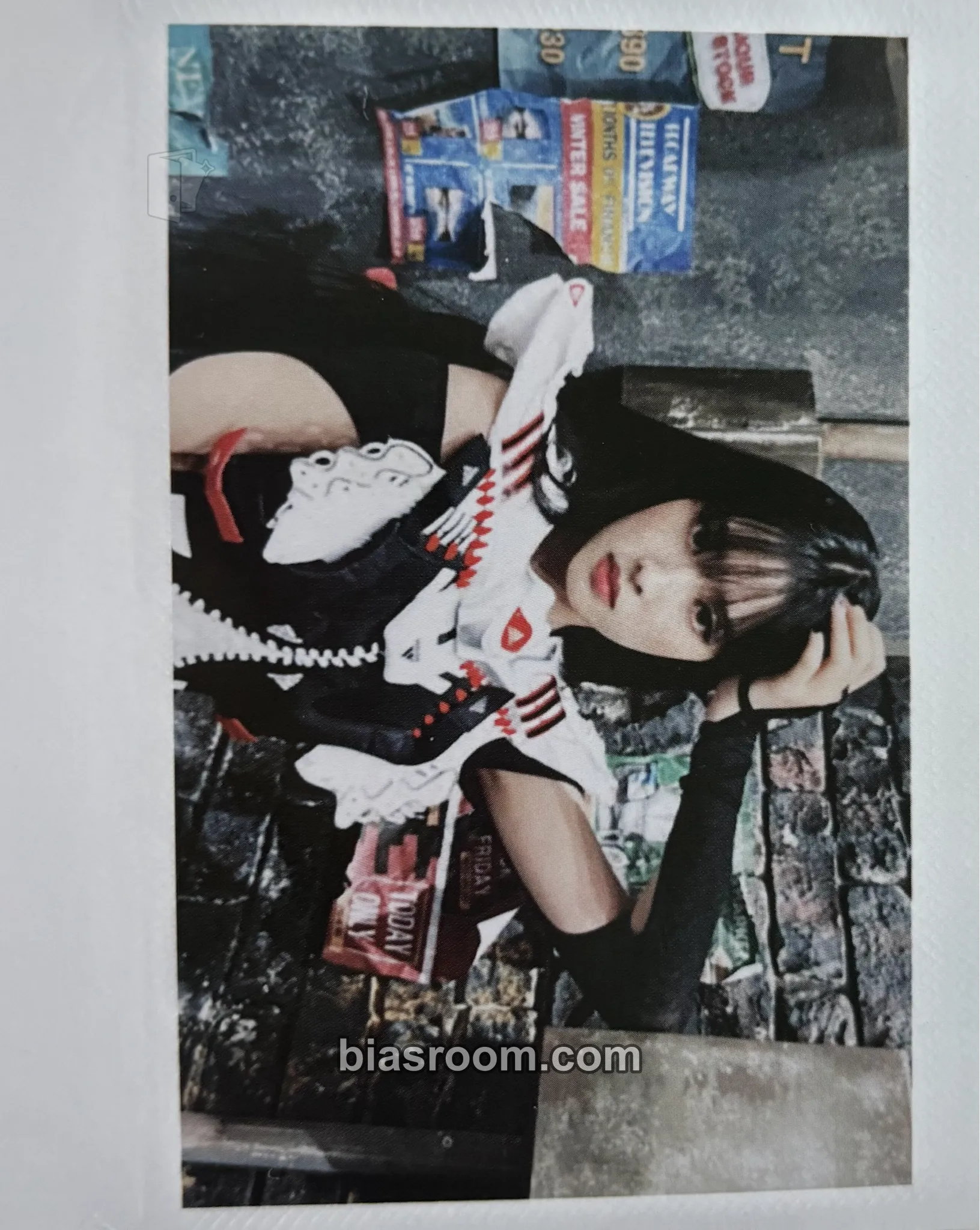 Yoon YOUNG-LUV.COM Photocard - STAYC - STAYC K-pop photocard