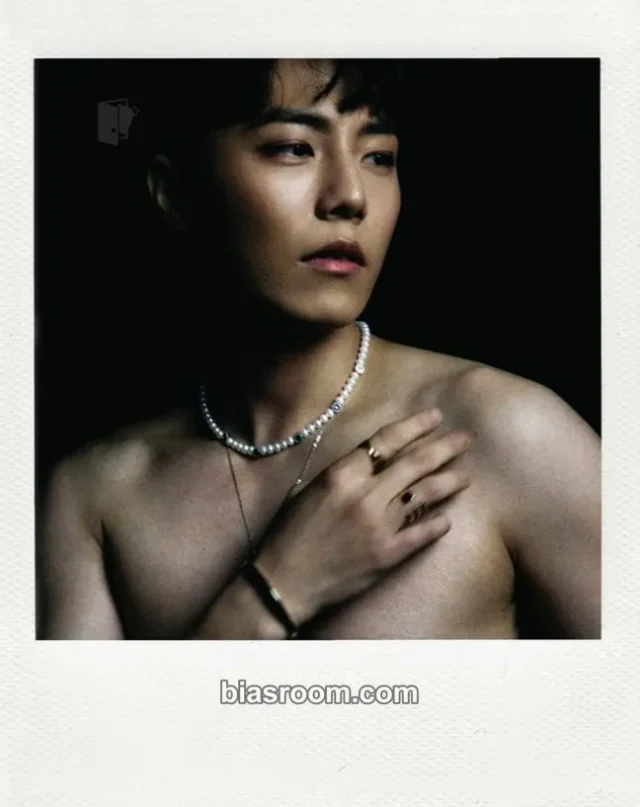 The Rose - Taegyeom - Heal Album polaroid non-standard size album inclusion