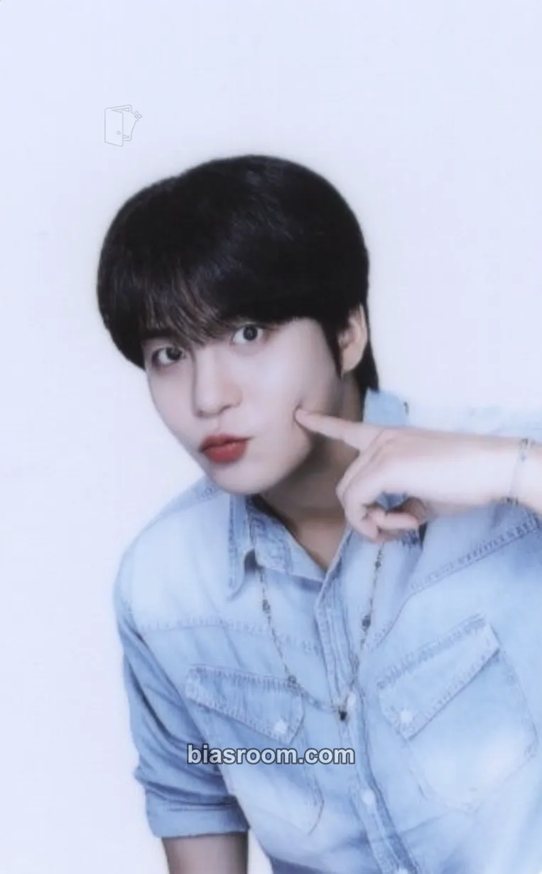 Jongho Destiny's Memories Exhibition Photocard - ATEEZ - ATEEZ K-pop photocard