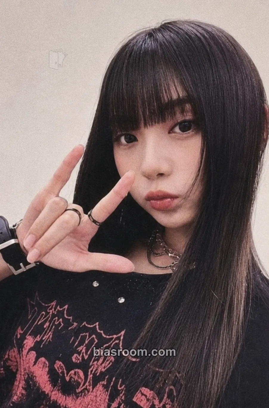 Hyeonju CURIOUS Photocard - UNIS - UNIS K-pop photocard