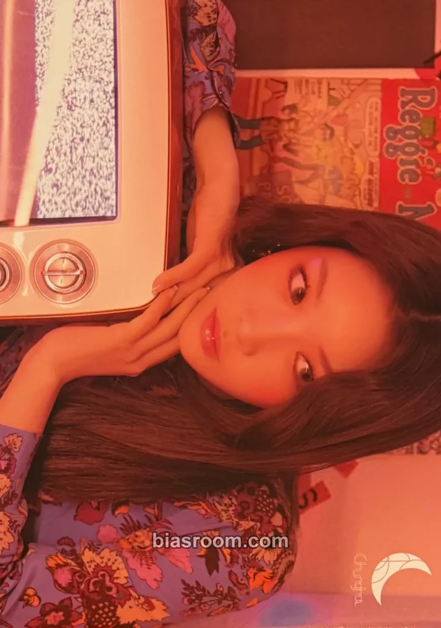 Chung Ha - Chung Ha - Offset Album album inclusion sticker
