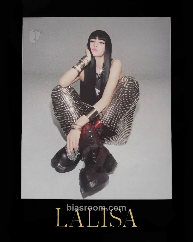 Lisa LALISA (Lisa solo) Photocard - BLACKPINK - BLACKPINK K-pop photocard