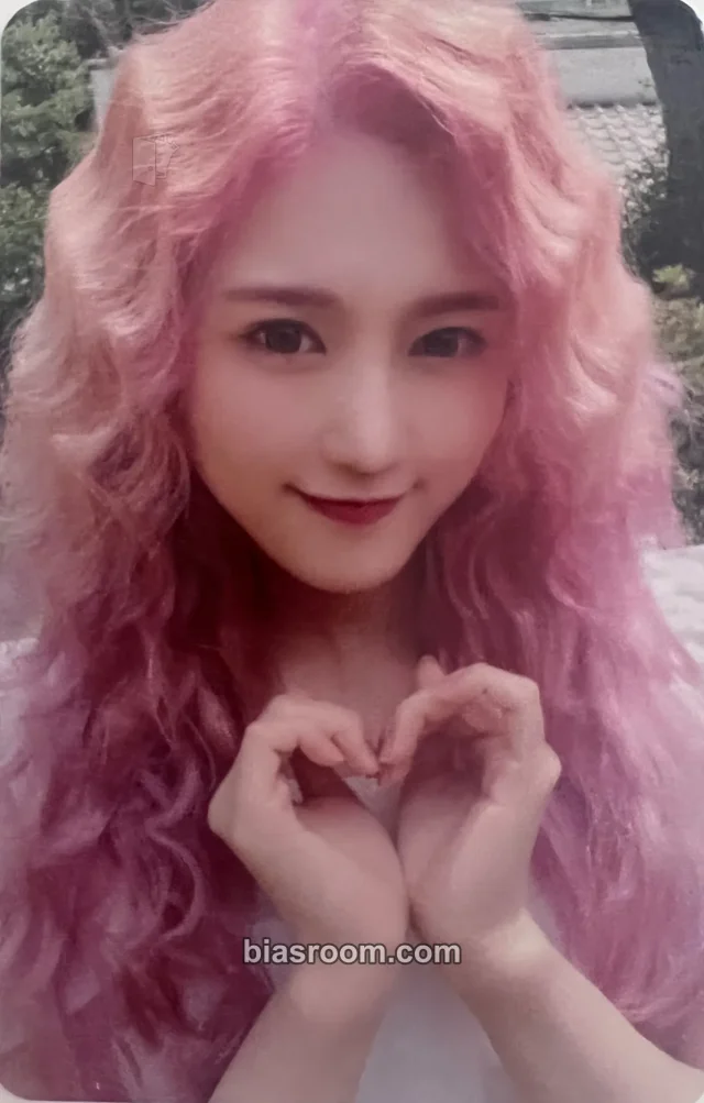 Nature - Haru - NATURE WORLD: CODE M Album album photocard