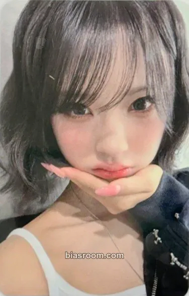 Nagomi MADE in BLUE Photocard - MADEIN - MADEIN K-pop photocard