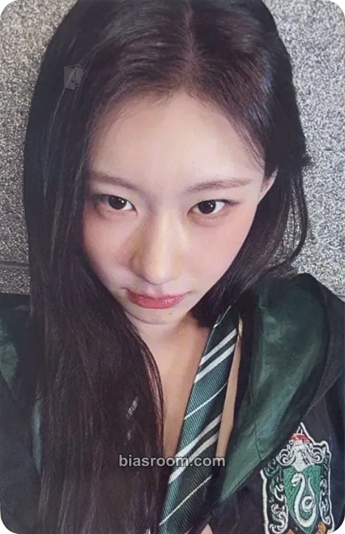 Chaeryeong Motto Photocard - ITZY - ITZY K-pop photocard